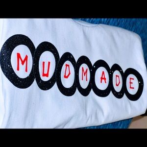 I can make a variety of different items, I will leave the link for the clothing.